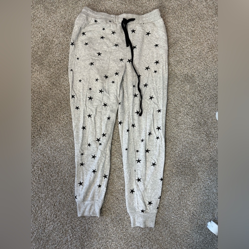 Super Soft Gray Star Print Joggers - Size Medium - Never Worn!
